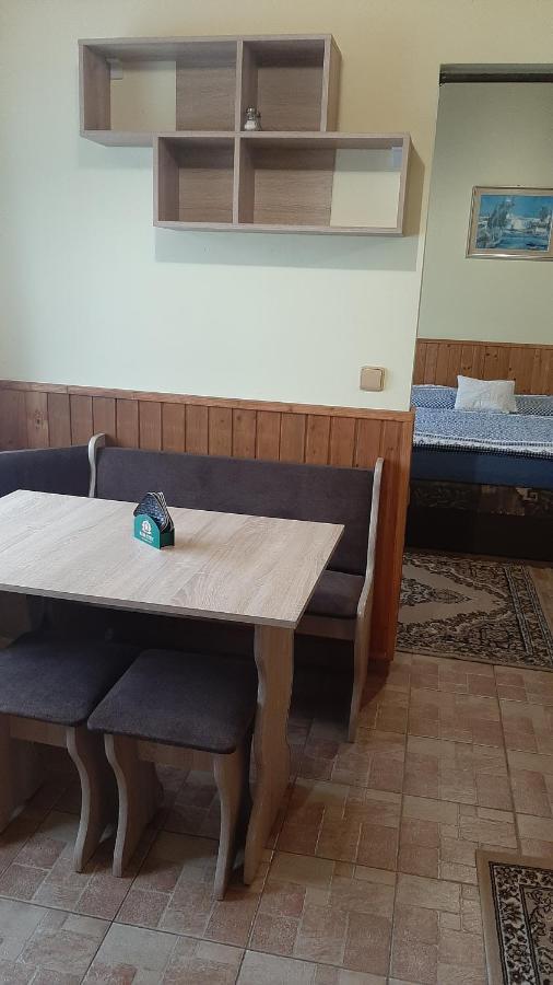 Guest House Vila Frýdštejn Εξωτερικό φωτογραφία