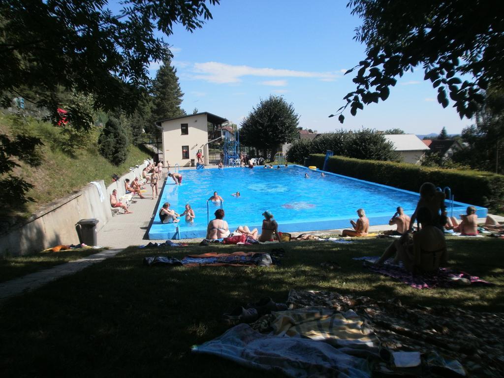 Guest House Vila Frýdštejn Εξωτερικό φωτογραφία